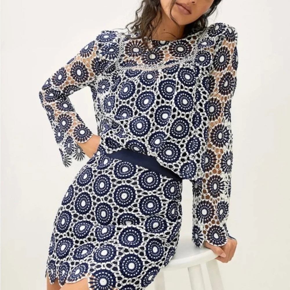 Anthropologie En Saison embroidered long sleeve crochet set. - Picture 3 of 5